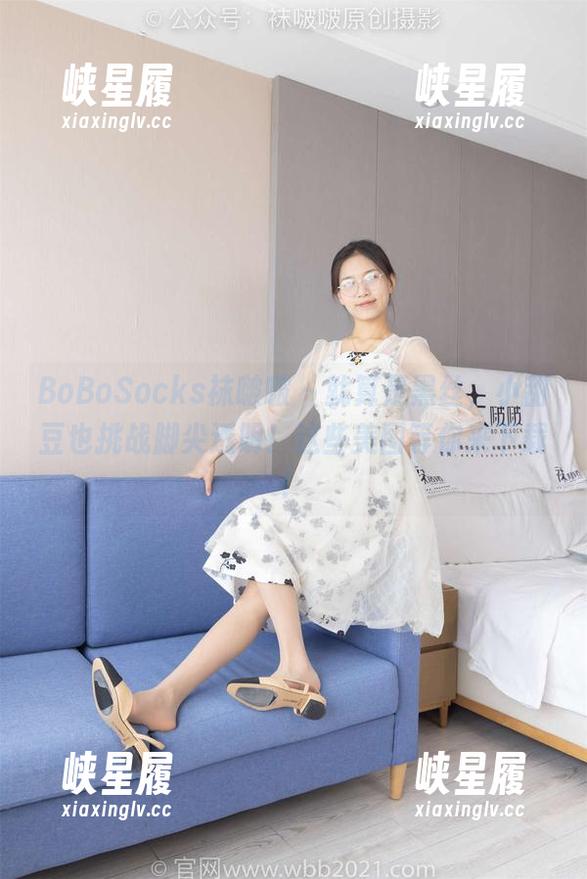 BoBoSocks袜啵啵 - 就算是黑丝，小甜豆也挑战脚尖透明！这些美图等你来下载！