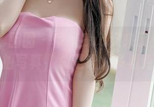 Feilin嗲囡囡 - 伊蓓Eva又来了!网盘里的自拍写真,总是让人多看两眼。