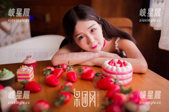 GIRLT果团网 - 美图展示了一种新可能：龚玥菲版和服风！