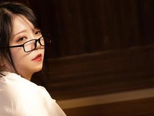 翻开Leah梓未的日常:最新的作品集,充满小幽默和不靠谱!