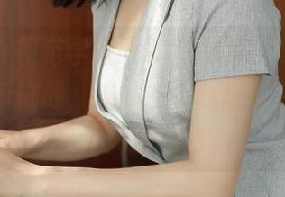 MFStar模范学院 – 高清写真：SiByl李思宁的新挑战，连体衣令我忍不住联想起某个游戏角色。