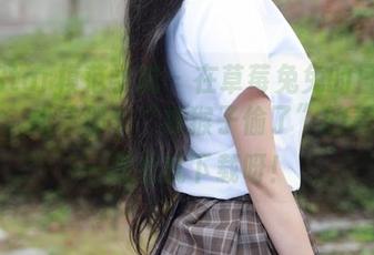 MFStar模范学院 - 在草莓兔兔的日常照片中，找寻那个“被猴子偷了”的视角——想看就下载呀！