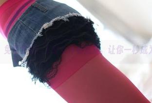 ROSI – 免费尝鲜！下载女仆杨晨晨，让你一秒成为御宅男