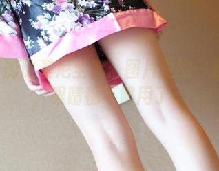 ROSI的比基尼全套:图片里的一抹色彩,眼睛都不够用了。