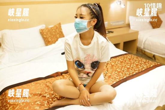 ROSI的黑边蕾丝套图：没道理不让人脑海中人潮涌动。