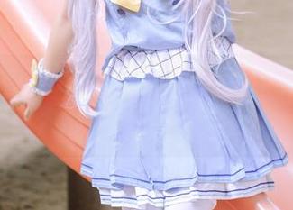 SayoMomo的水手服,光影淡得让人惊叹,依旧是无可匹敌的美图。