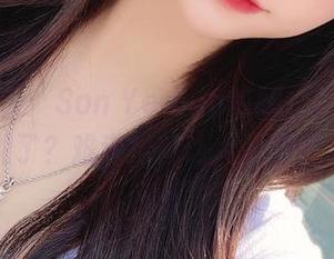 图集乱入:Son Ye Eun的腿,怎么又出现了?难道她想让大家仰视?