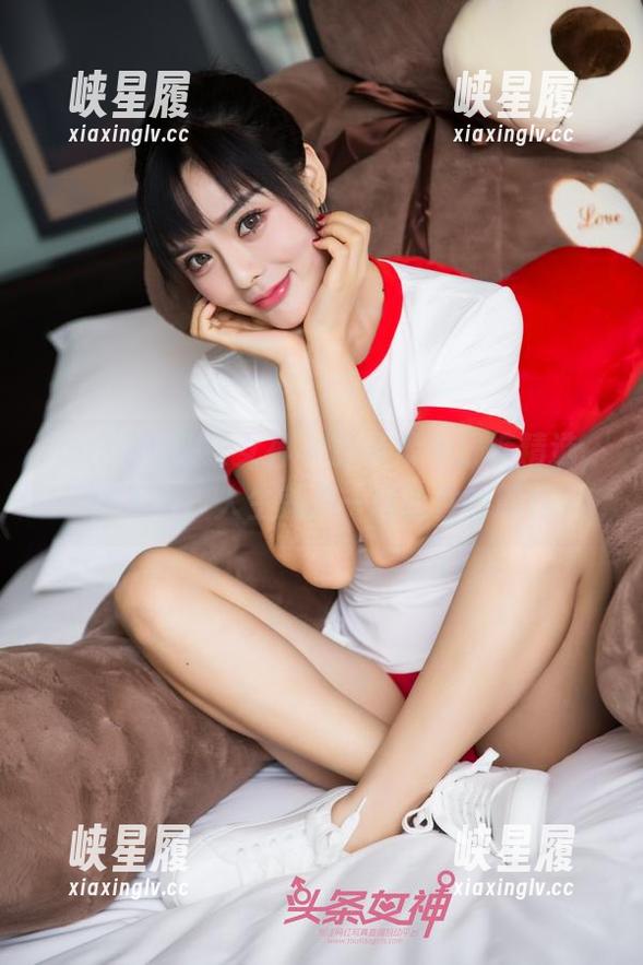 TouTiao头条女神 - 张梓柔牛仔裤精选，穿上它，人生就是一场随性的旅行