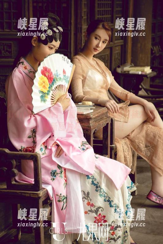 UGirls尤果网 - 超火张栩菲的新网袜发布，最新图片根本停不下来！