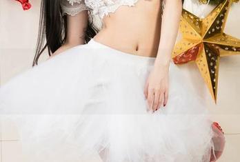 UGirls尤果网 – 在夏日的懒散时光里，张雪馨用原图拯救了我的照片审美！