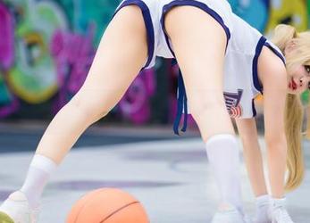 瑕不掩瑜,来自Umeko J的高清绫濑桃壁纸帮你告别无趣!