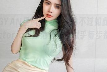 XINGYAN星颜社 - 高清也不过如此,果儿Victoria在泳池漫步,似乎每步都是一场启示