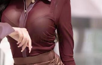 Xiuren秀人网 – CherryBlessU的新美图更新：旗袍里的“小心机”