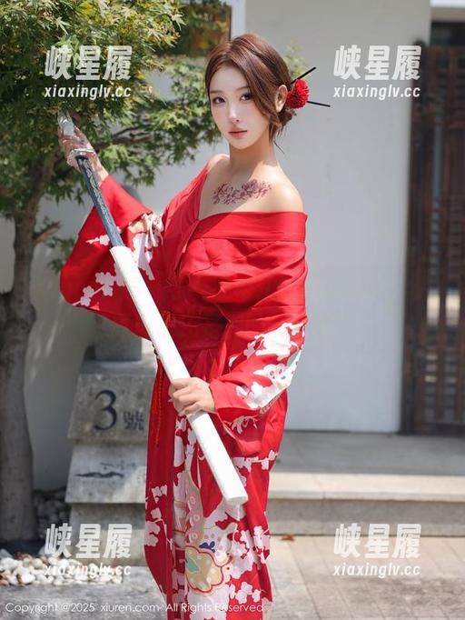 Xiuren秀人网 - 凌希儿在线的少女，资源丰富还是别的什么呢？