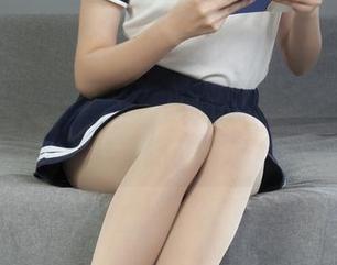 丽柜 - 美图分享的一点点秘密,心心为什么总是那么俏皮?