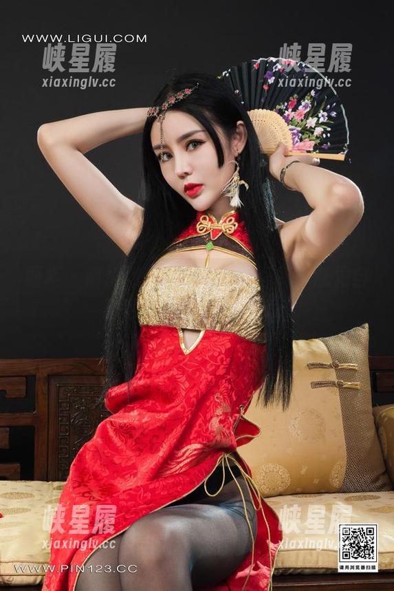丽柜 - 随便翻翻文静的免费写真，感觉自己也置身于圣诞集市。