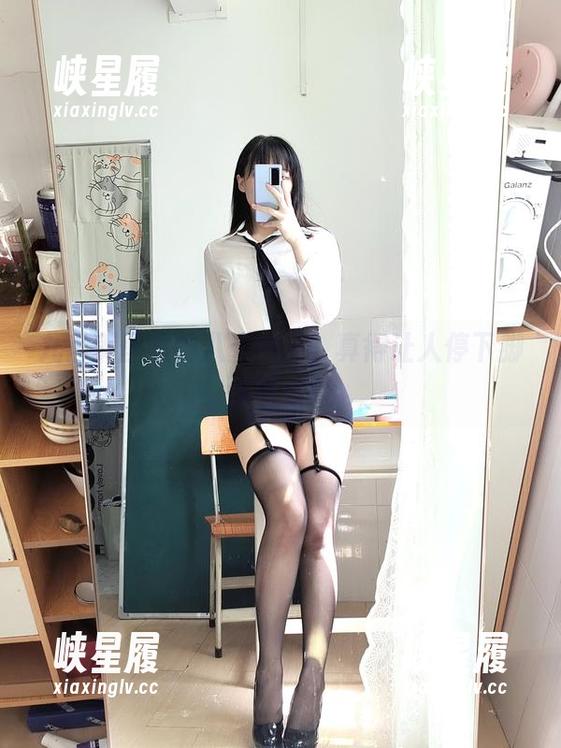 九言美图里的八重神子，真得让人停下脚步看壁纸