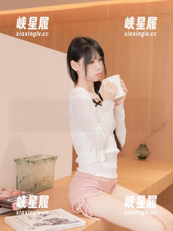 微密圈 - 当十万口草莓粥粥遇上肉丝，写真效果是我想象不到的美妙