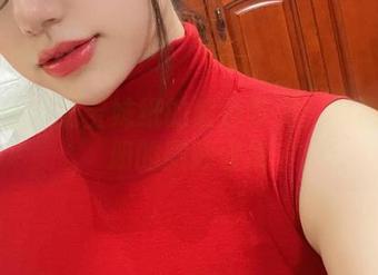 微密圈 - 奶宝妹纸的紫色梦游:原图和图册的微妙碰撞