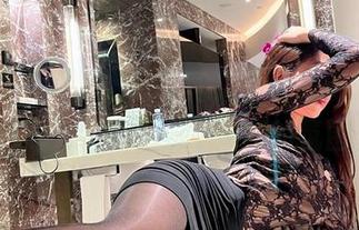 微密圈 - 全套旗袍写真,不经意间就被小猫咪ck带入了一个别样的氛围。