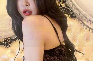 微密圈 - 本以为只是秘书，直到看到张鑫baby的写真——你愿意入坑吗？图包在这里