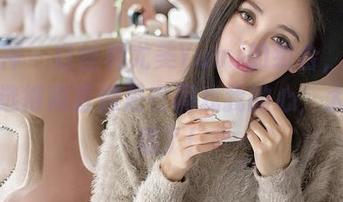 推女神 – 白丝和尤美Yumi的组合，这图包精选得简直像是在调戏我的心，太有意思了！