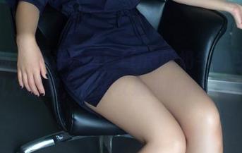 推女郎 - 不许偷看!Lina的奶牛图包里藏着几分甜蜜,快来收集你的小幸福吧!
