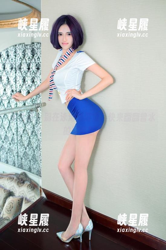 推女郎 - 别在泳池边游荡，快来翻翻曾水的写真图包