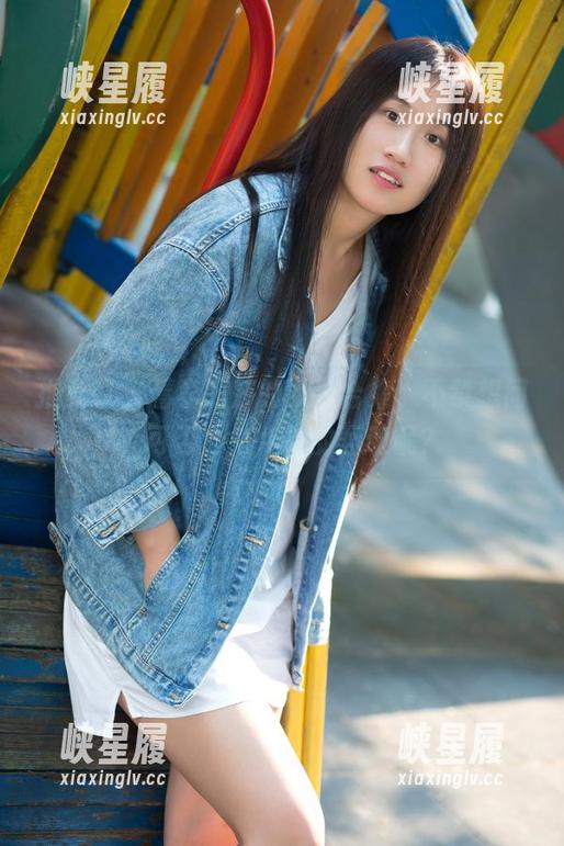 推女郎 - 看李丽莎的双人合集，不禁想问，可否再来点别的互动呢？