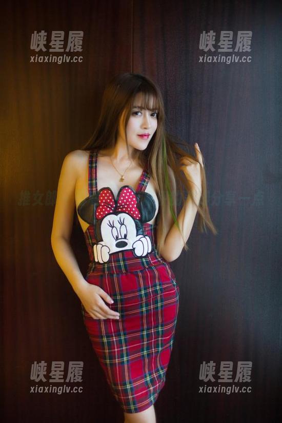 推女郎 - 脚和心情，杨伊的美脚分享一点也不腻！