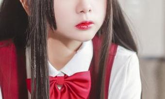 日奈娇的圣诞造型更新:甜蜜或甜腻,你来评论一下?