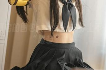 桃良阿宅的图包：当女仆2B穿上不一样的“服装”时…