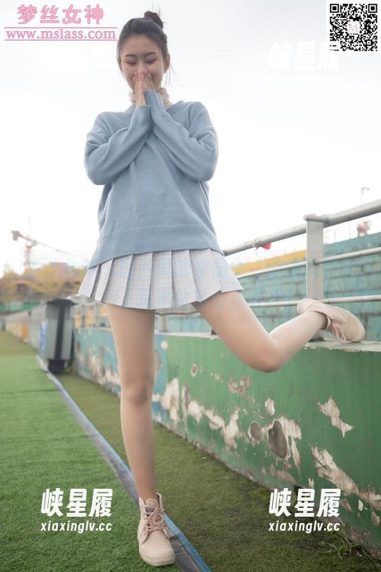 梦丝女神 - 图片里的莹仙女，肉丝造型让人忍不住多看几眼