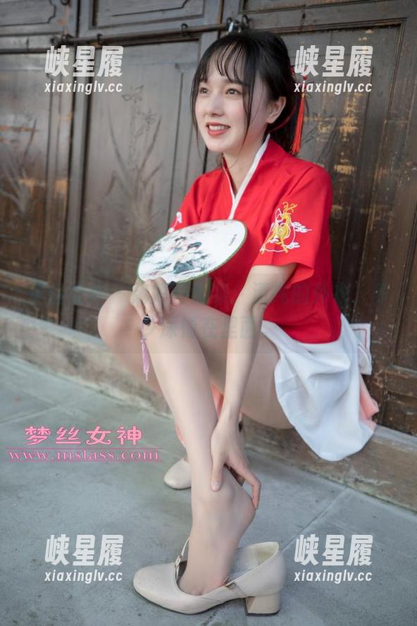 梦丝女神 - 魏婷婷全集：清纯的外衣，多少深情在里面。