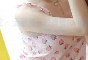 模范学院 – 无圣光下的卤蛋luna棉袜写真，太会摆放了