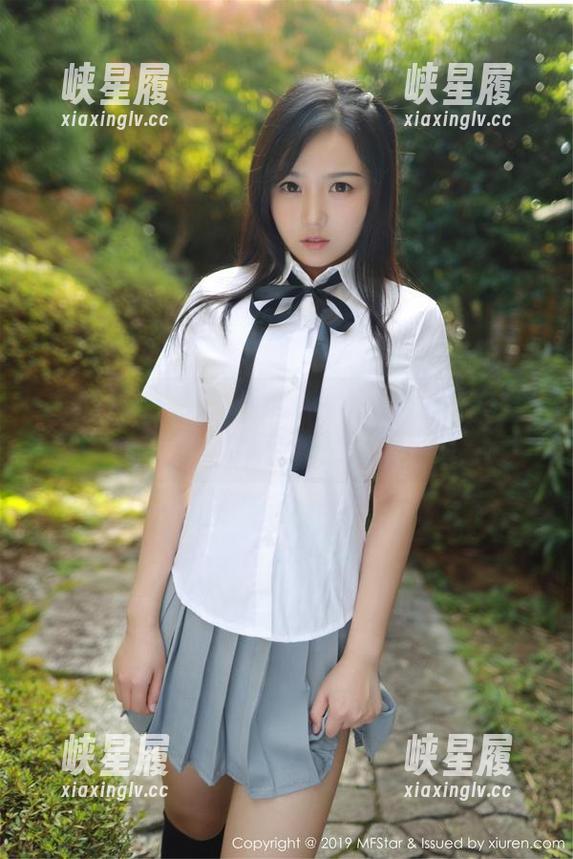 模范学院 - 徐微微mia的图包：妹妹的奇幻校园探险