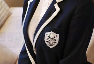 模范学院 – 福利不止一脚！陈怡曼的美足图包让你直呼“足够赞”！