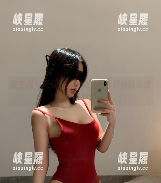 微密圈 - 图集预警：火龙果羊和她的缤纷丝袜私拍