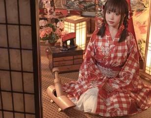 爆机少女喵小吉上新超合金写真,原图的内容直接让我无话可说,啧啧,真特娘的特别。