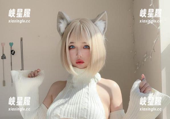 狐洛洛子：黑白世界里的‘超级玛丽’cos逆袭！