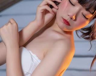 网盘里的“王胖胖u”与旗袍,这组合太魔性了吧。
