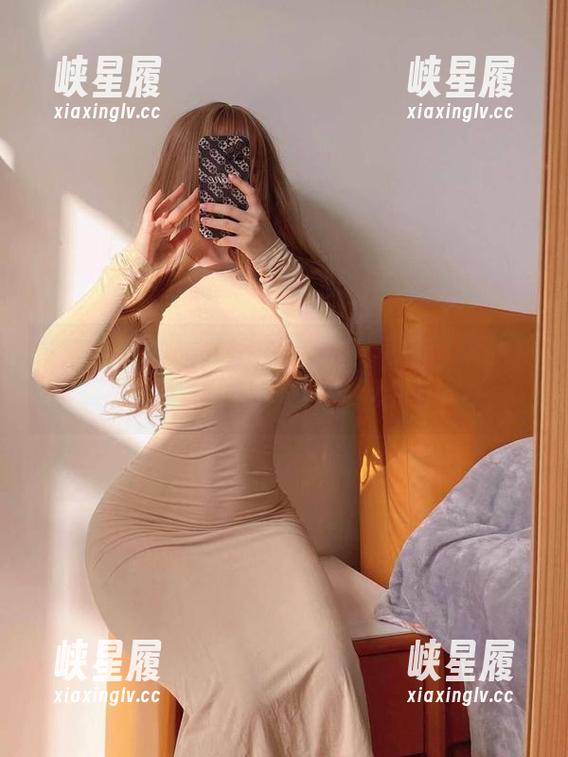 微密圈 - 禅雨儿Lynne的白裙写真集，一曲“裙摆”的独白。