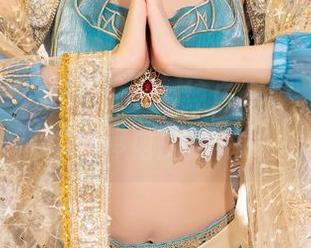 秀人网 - 妲己_toxic纯白写真,明亮得像个停电的灯泡…