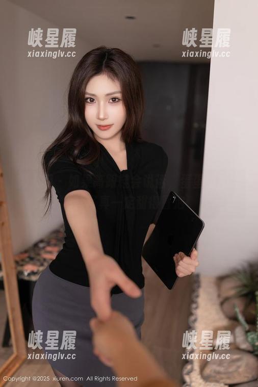 秀人网 - 如果高跟鞋会说话，蛋蛋宝的全套写真一定甜得冒泡