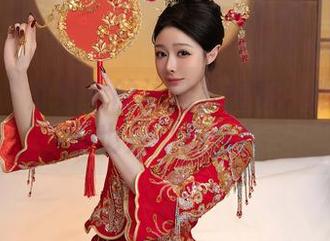 秀人网 – 金妍兮的泳池私房秀：难道水面下也是个舞台？