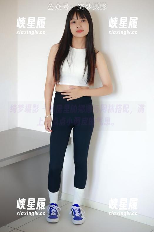 绮梦摄影 - 私房里的娜娜与网袜搭配，满上一点点小调皮的气息。