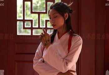蜜桃社 - Gina的双马尾,高清美图让人不自觉点赞