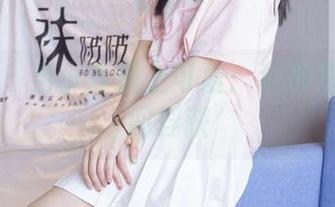 袜啵啵 - 当小淳遇上可爱:私房里的无意间俘获