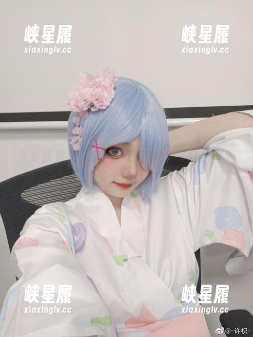 兔女郎角色真有趣，许枳的作品让我开始想买个兔耳朵。