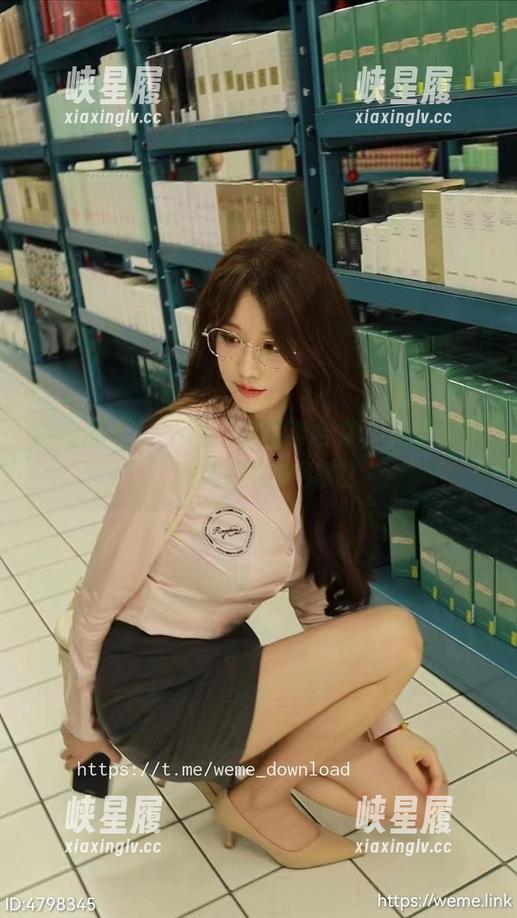 微密圈 - 轩子巨二兔写真合集，美腿抢眼，腿迷们快来围观！